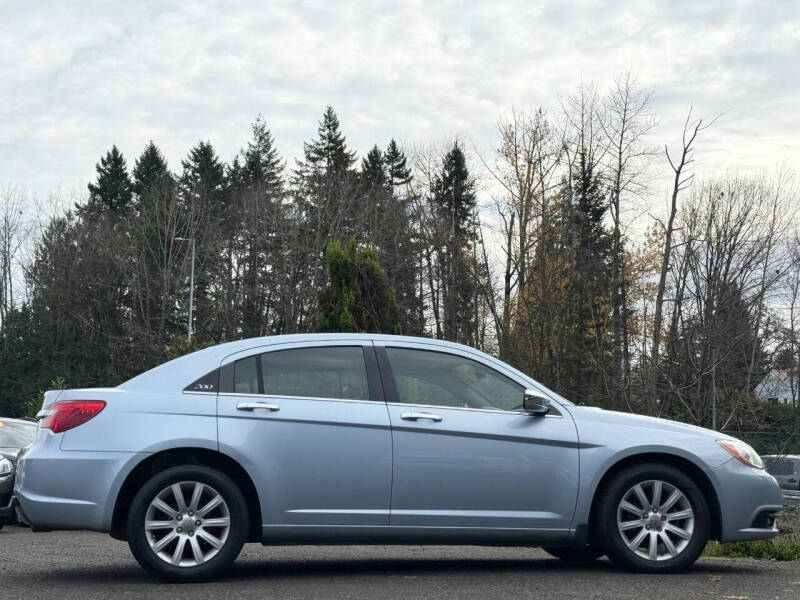 2014 Chrysler 200 Limited