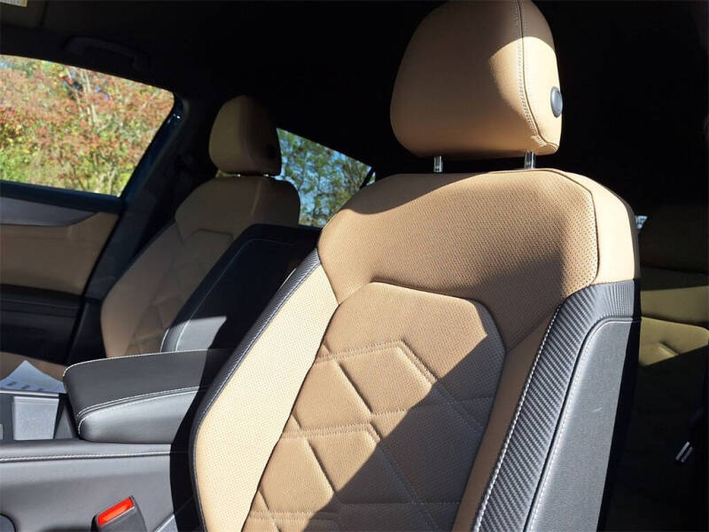 2026 Volkswagen Atlas Cross Sport SE