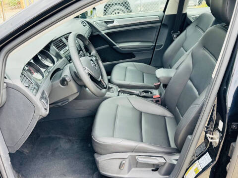 2021 Volkswagen Golf TSI