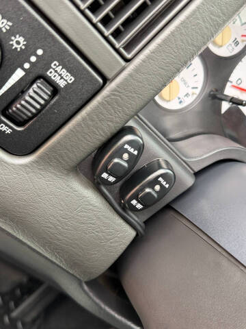 2004 Dodge Ram 2500 SLT
