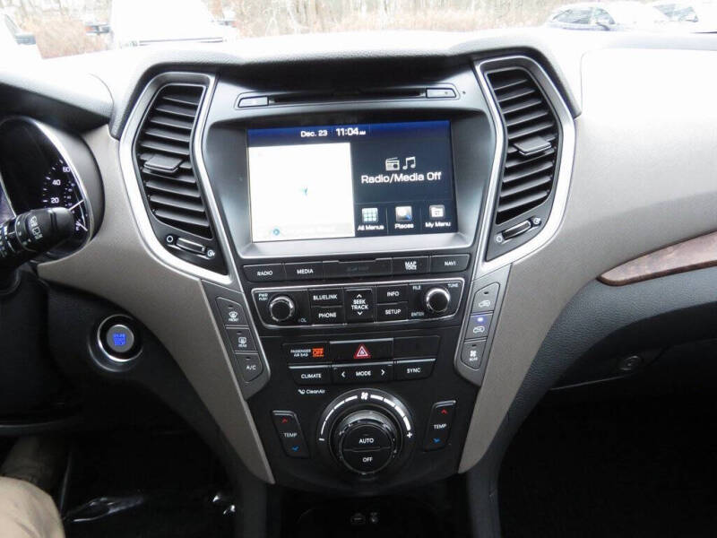 2017 Hyundai Santa Fe Limited Ultimate