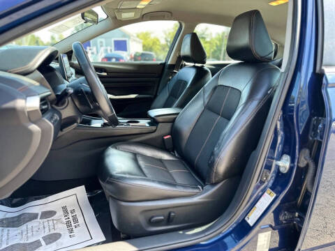 2021 Nissan Altima 2.5 SR