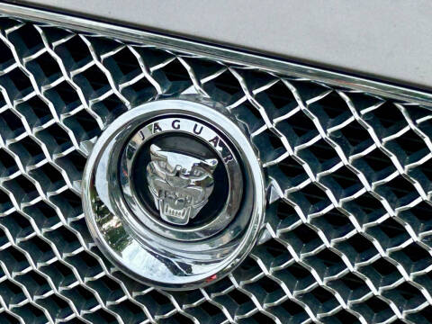 2009 Jaguar XF Luxury