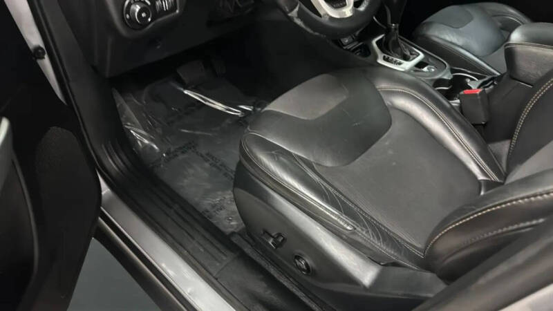 2018 Jeep Cherokee Latitude Plus