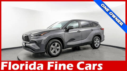 2023 Toyota Highlander L