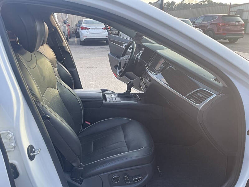 2015 Hyundai Genesis