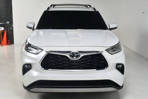 2022 Toyota Highlander Platinum