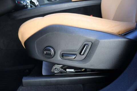 2020 Volvo XC60 T5 Momentum