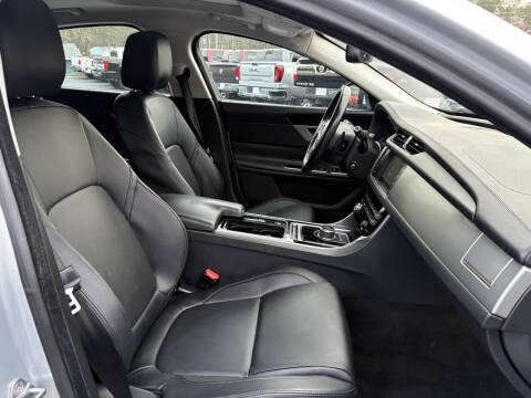 2017 Jaguar XF 35t Premium