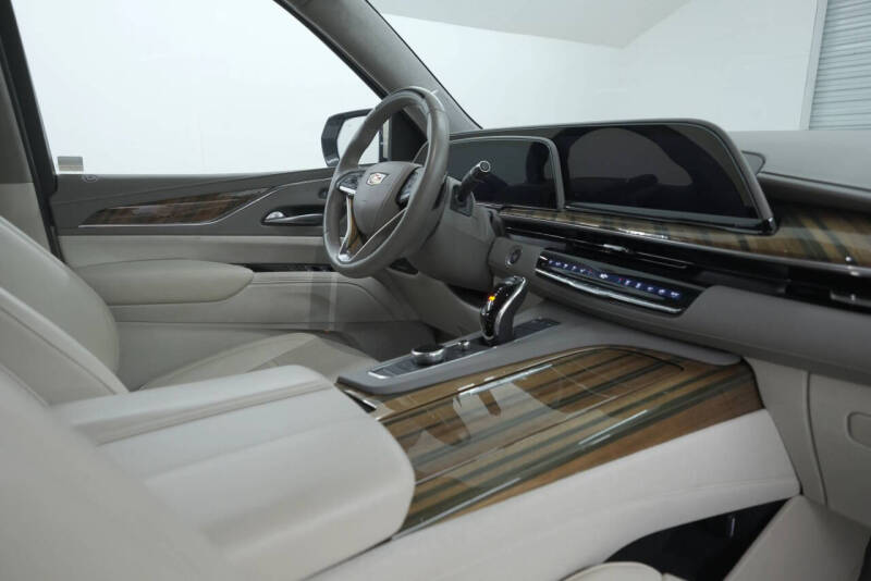 2021 Cadillac Escalade Premium Luxury Platinum