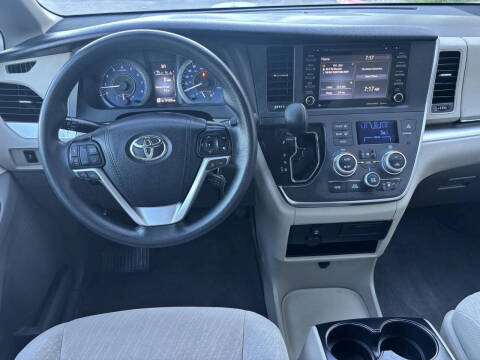 2018 Toyota Sienna