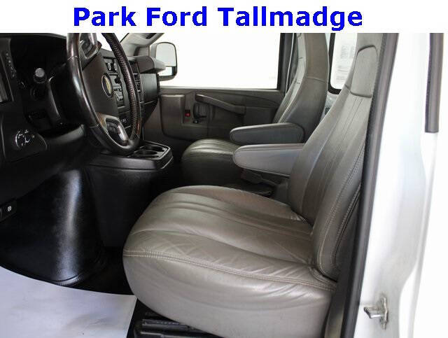 2016 Chevrolet Express 2500