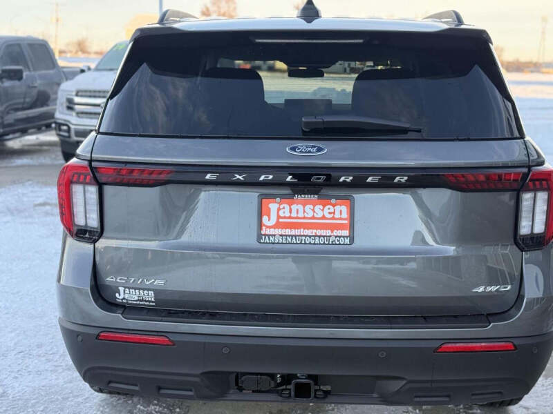 2026 Ford Explorer Active