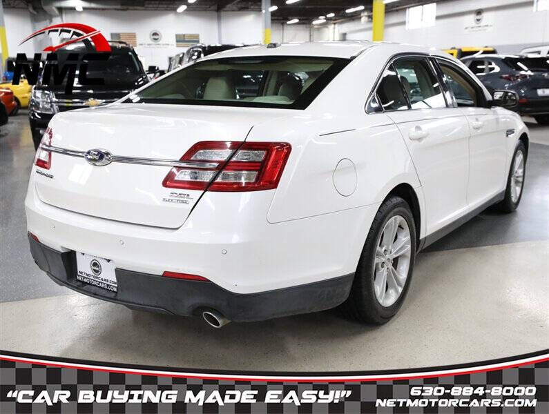 2015 Ford Taurus SEL