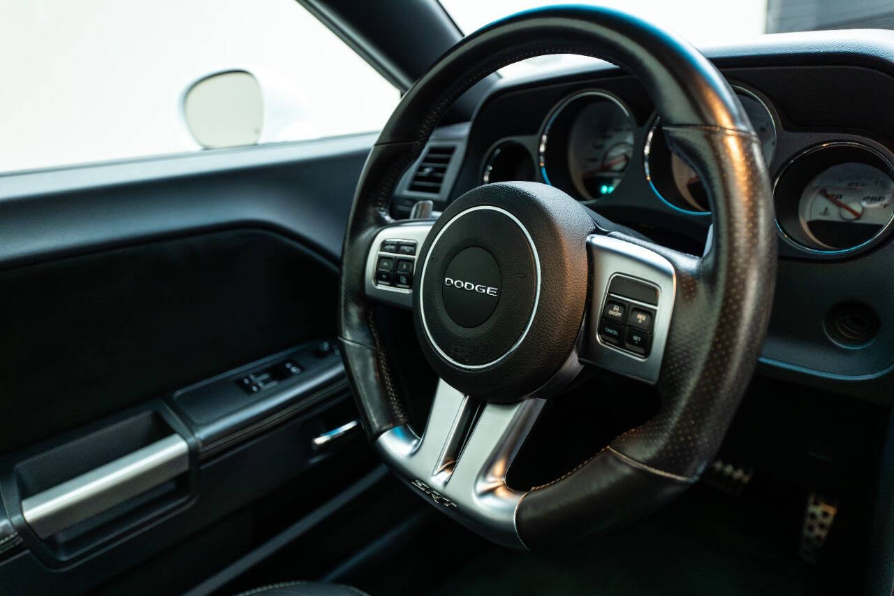 2012 Dodge Challenger 135