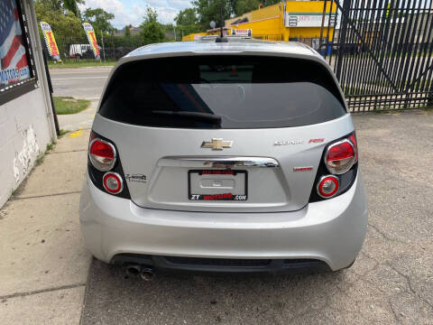 2016 Chevrolet Sonic RS Auto