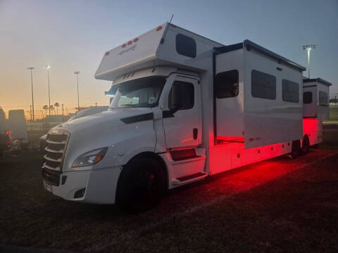 2025 Freightliner Cascadia