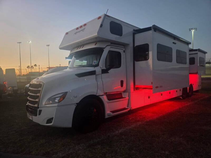 2025 Freightliner Cascadia