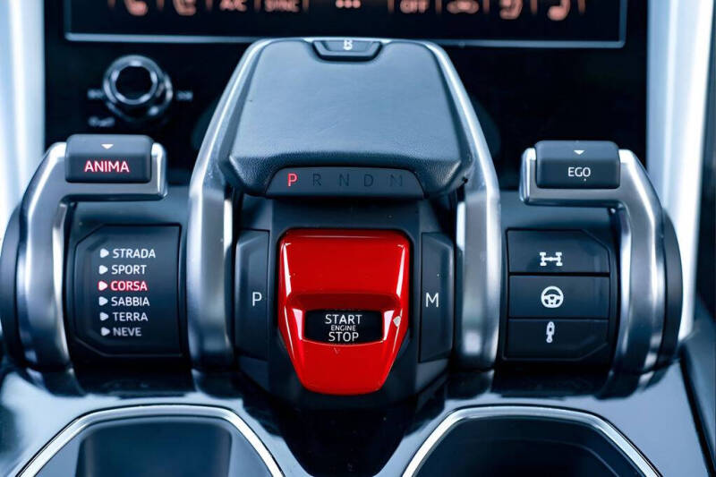 2023 Lamborghini Urus S