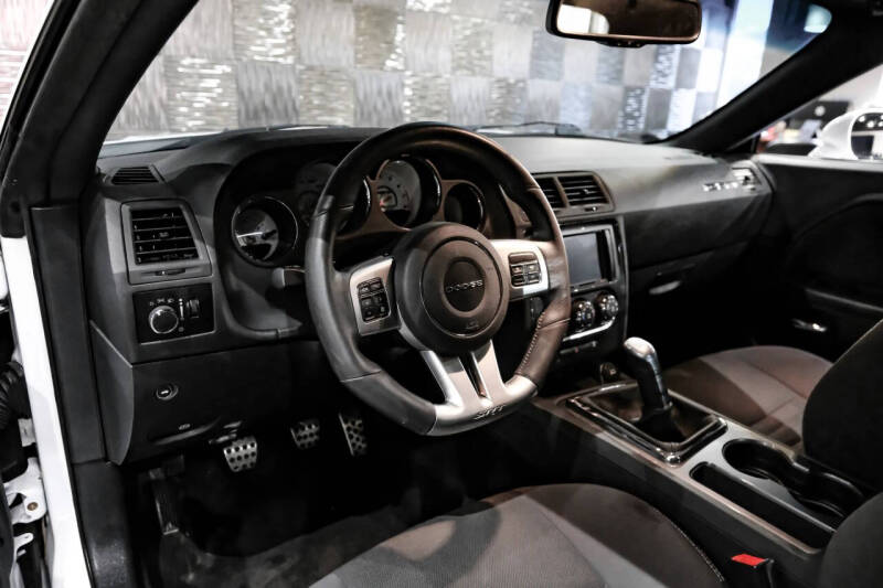2013 Dodge Challenger SRT8 Core
