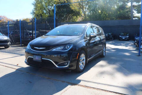 2020 Chrysler Pacifica Limited