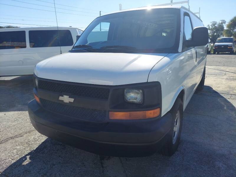 2003 Chevrolet Express for sale at Autos by Tom in Largo FL