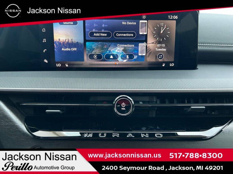 2025 Nissan Murano SV