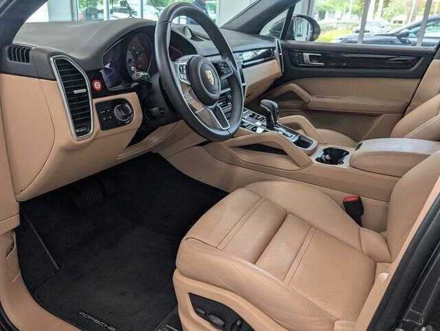 2023 Porsche Cayenne