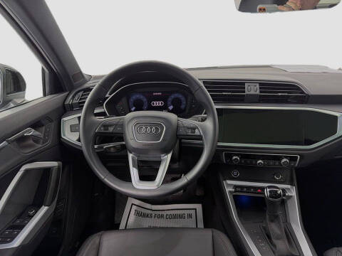 2025 Audi Q3 quattro S line Prem Plus 45 TFSI