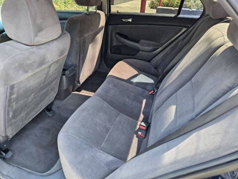 2004 Honda Accord DX