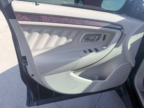 2012 Ford Taurus Limited