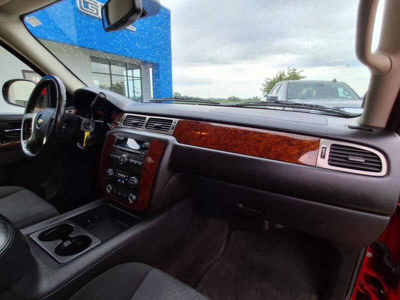 2011 Chevrolet Avalanche LS