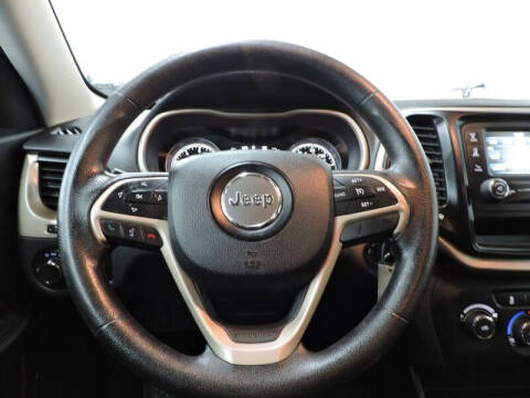 2016 Jeep Cherokee Sport