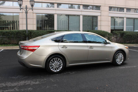 2013 Toyota Avalon Hybrid XLE Touring