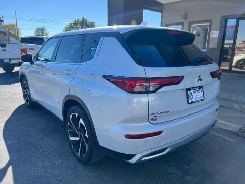 2024 Mitsubishi Outlander PHEV SE