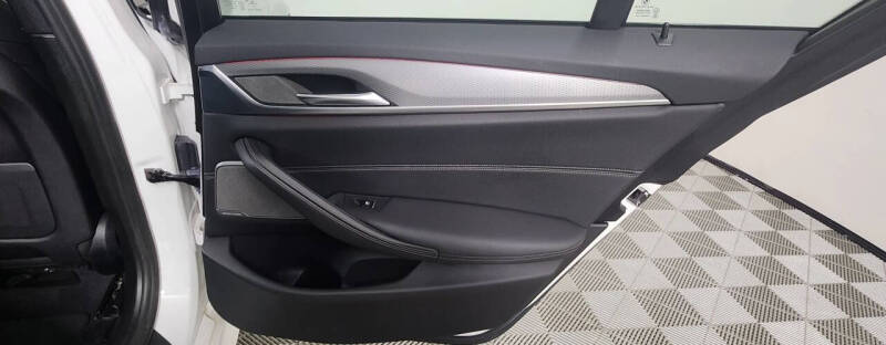 2019 BMW 5 Series 530e iPerformance