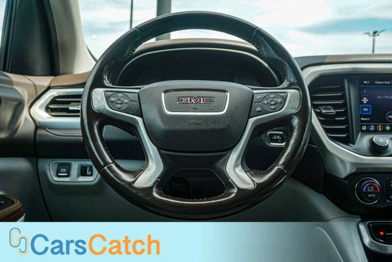 2020 GMC Acadia SLE