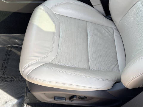 2023 Ford Explorer Platinum