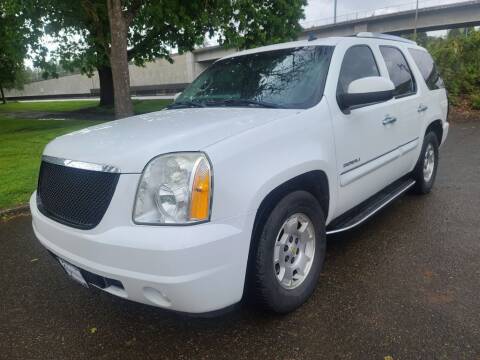 2007 GMC Yukon for sale at EXECUTIVE AUTOSPORT in Portland OR