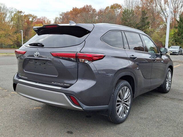 2020 Toyota Highlander Platinum