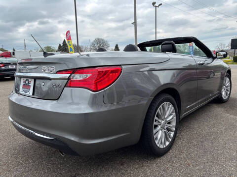 2013 Chrysler 200 Limited