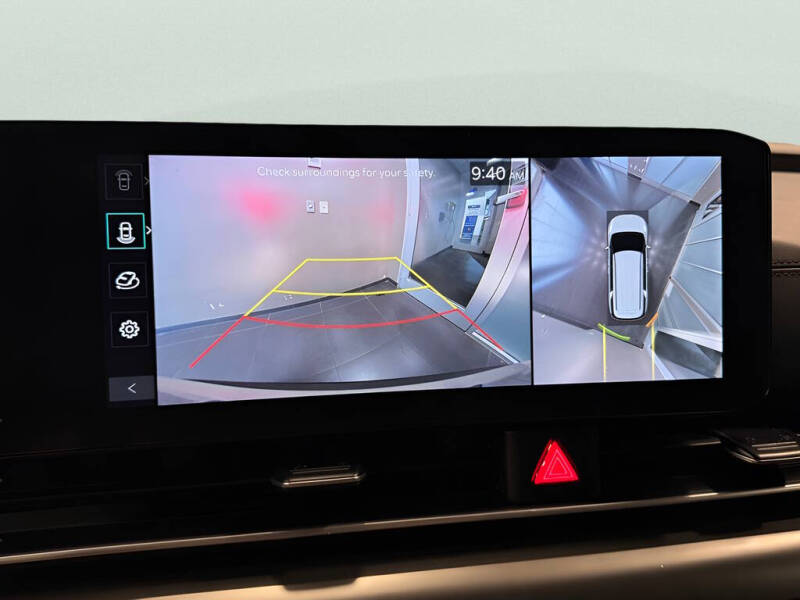 2025 Kia Carnival SX