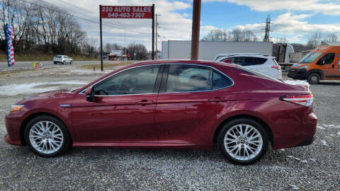 2020 Toyota Camry Hybrid for sale at 220 Auto Sales in Rocky Mount VA