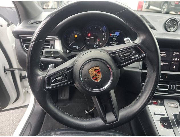 2023 Porsche Macan