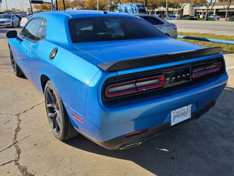 2019 Dodge Challenger SXT