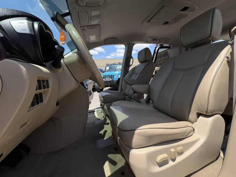 2012 Nissan Quest 3.5 S