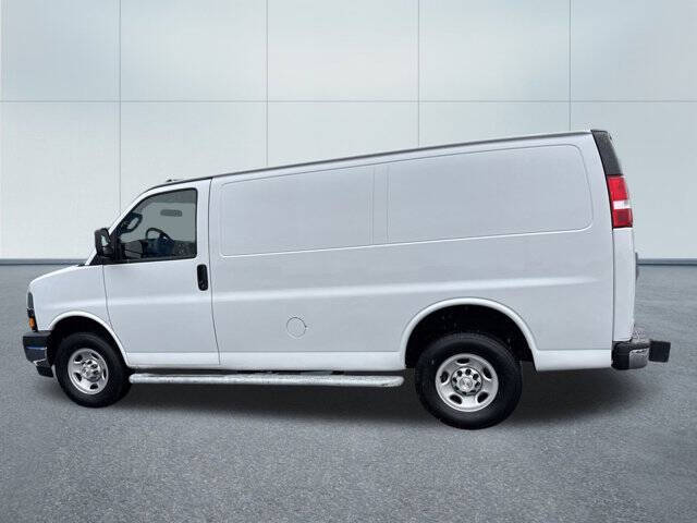 2023 Chevrolet Express 2500