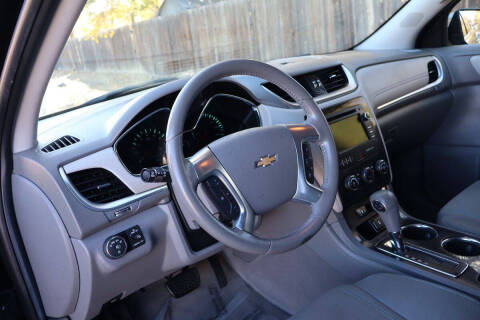 2017 Chevrolet Traverse LT