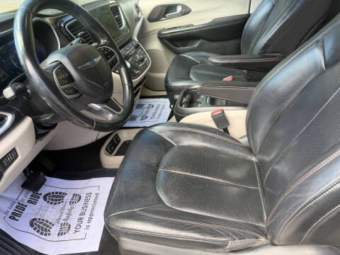 2018 Chrysler Pacifica Touring L