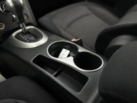 2011 Nissan Rogue SV
